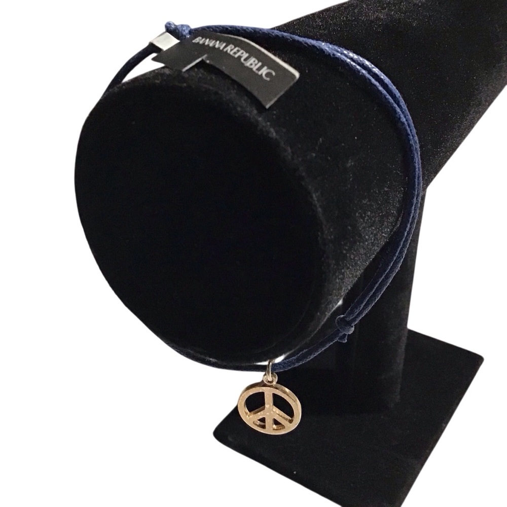 Banana Republic Bracelet Navy Cord Gold Tone Peace Charm Blue Not Used Tag